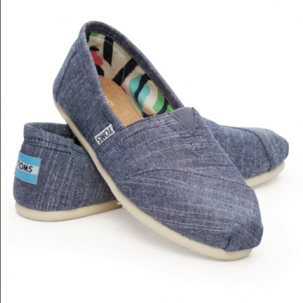 Toms